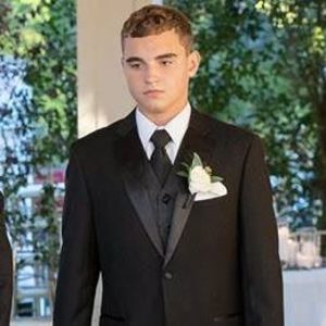 Meet your Posher, Nicholas